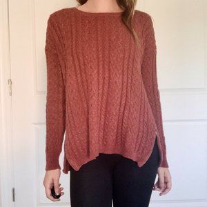 AMERICAN EAGLE Side Zipper Cable Knit Sweater (size M)